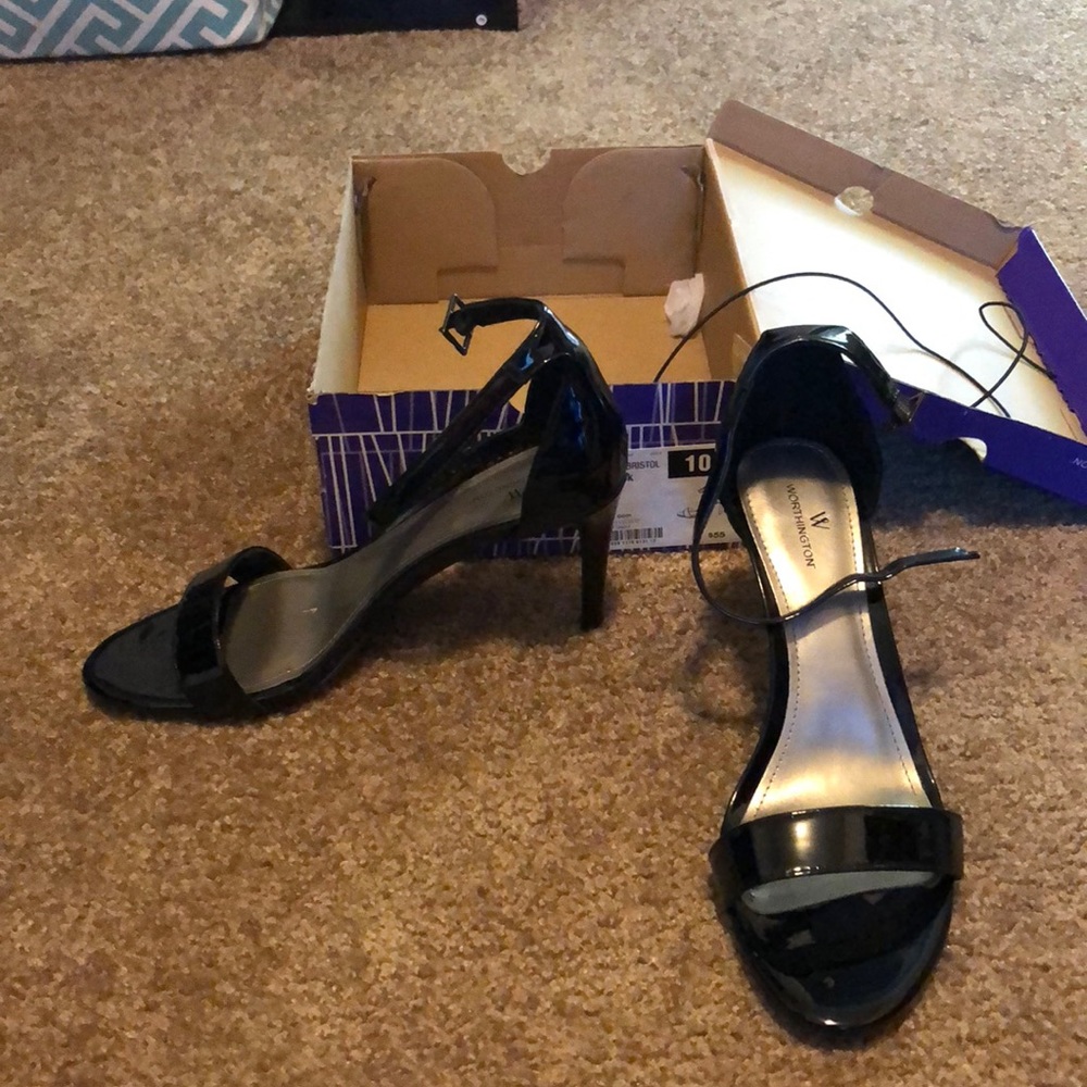 Never been worn. Black open toe heel